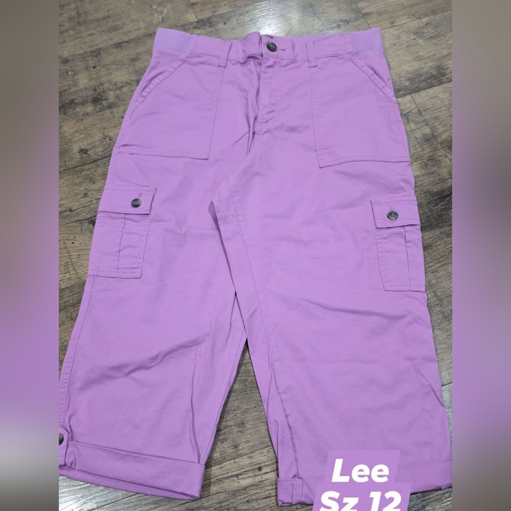 Lee womens capris sz 12